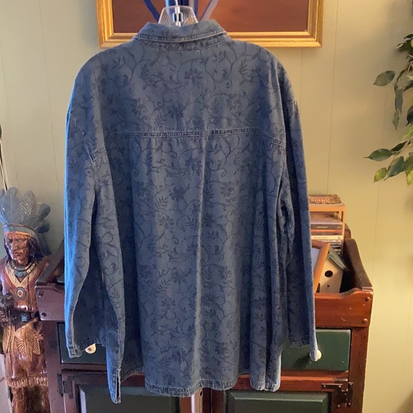 Denim & Co. patterned jean jacket 1X - Picture 2 of 10
